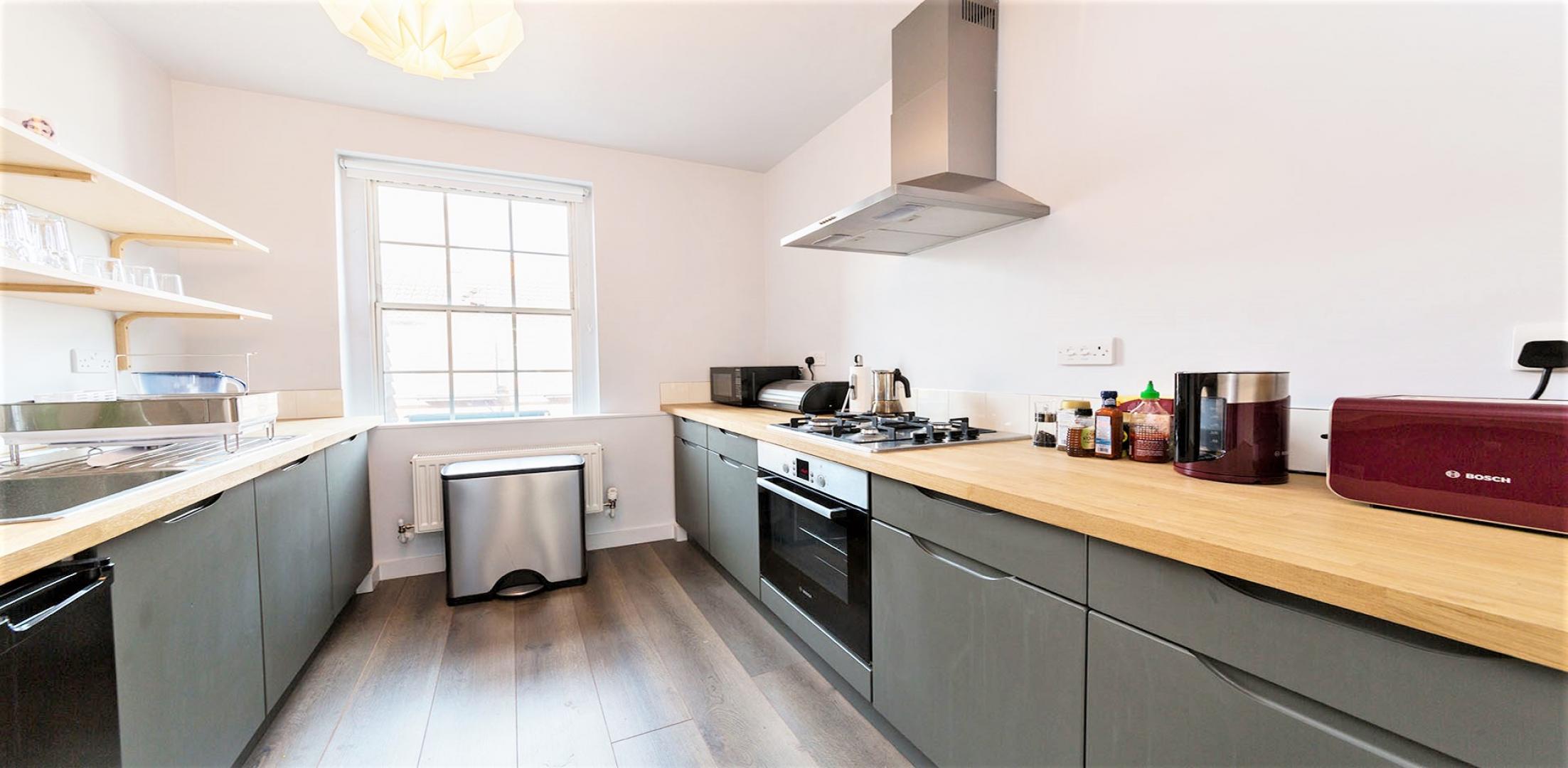 			3 Bedroom, 2 bath, 1 reception Apartment			 Sumatra Road, West Hampstead